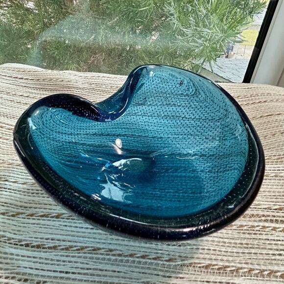 Blenko Vintage Cobalt Blue Controlled Bubble Art Glass Bowl or Ashtray - Picture 2 of 16